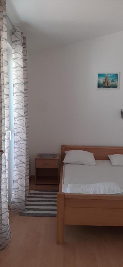 Villa Dobra Family Apartments Vir Eksteriør billede