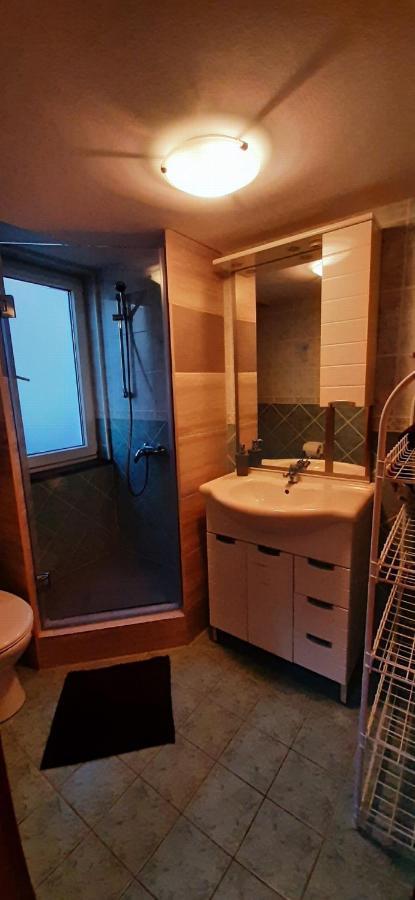 Villa Dobra Family Apartments Vir Eksteriør billede