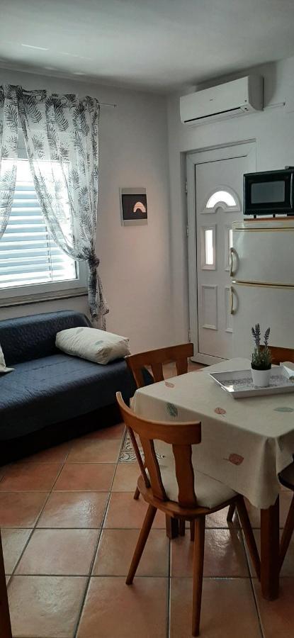 Villa Dobra Family Apartments Vir Eksteriør billede